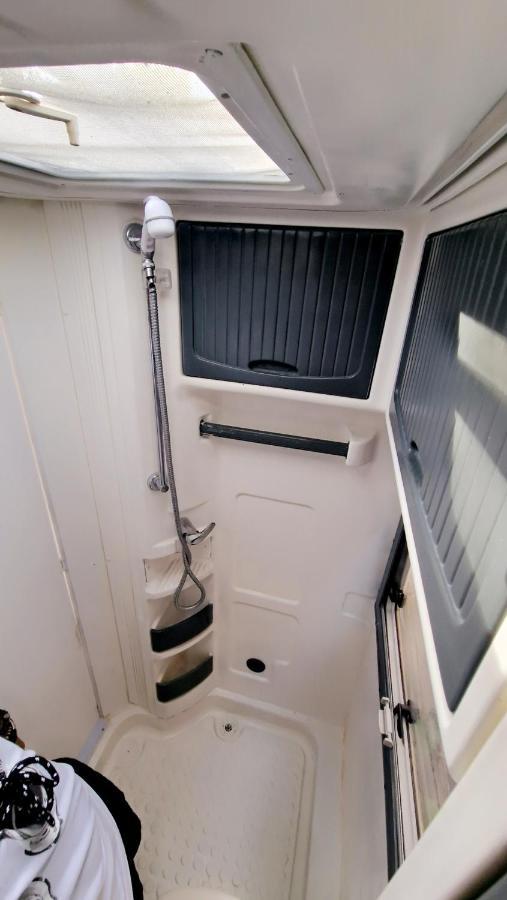 Camping-Car 维特里·乐·弗朗索瓦 外观 照片