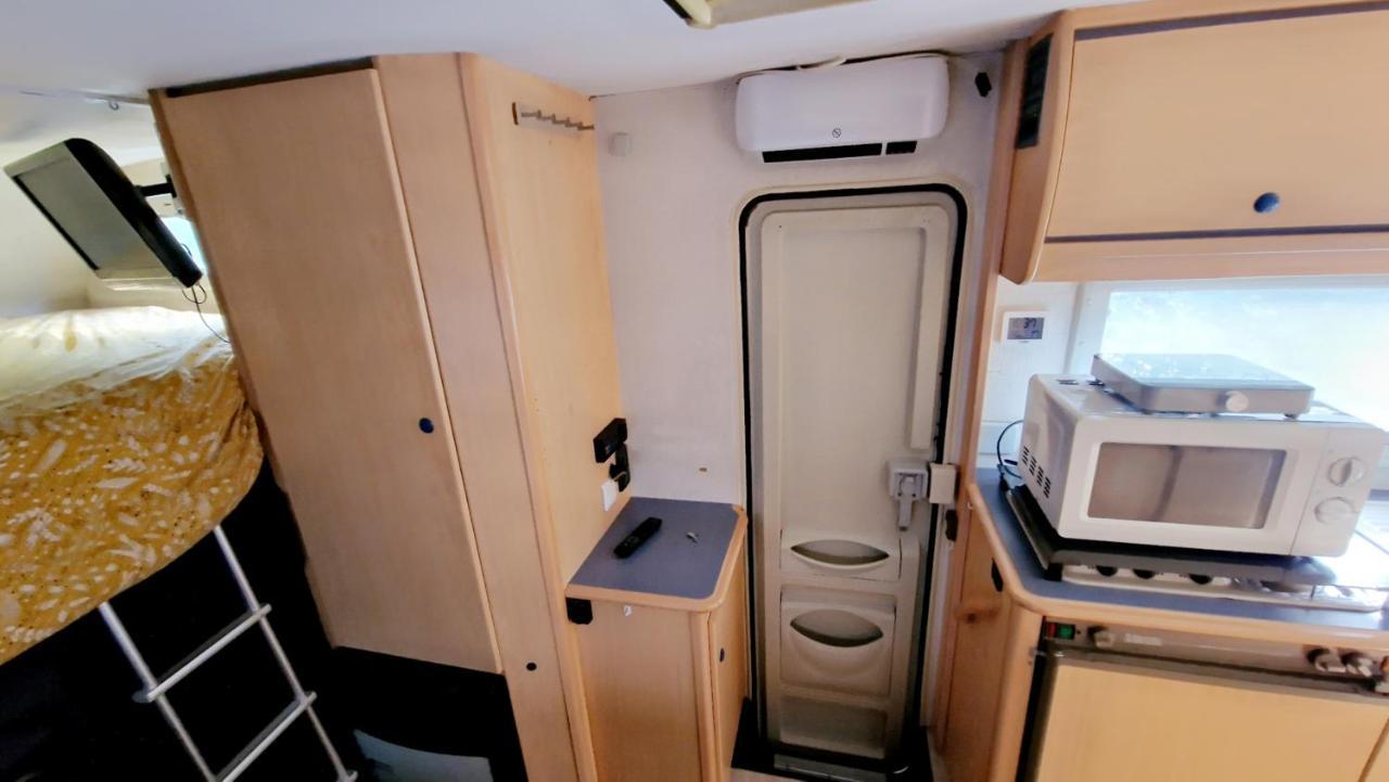 Camping-Car 维特里·乐·弗朗索瓦 外观 照片